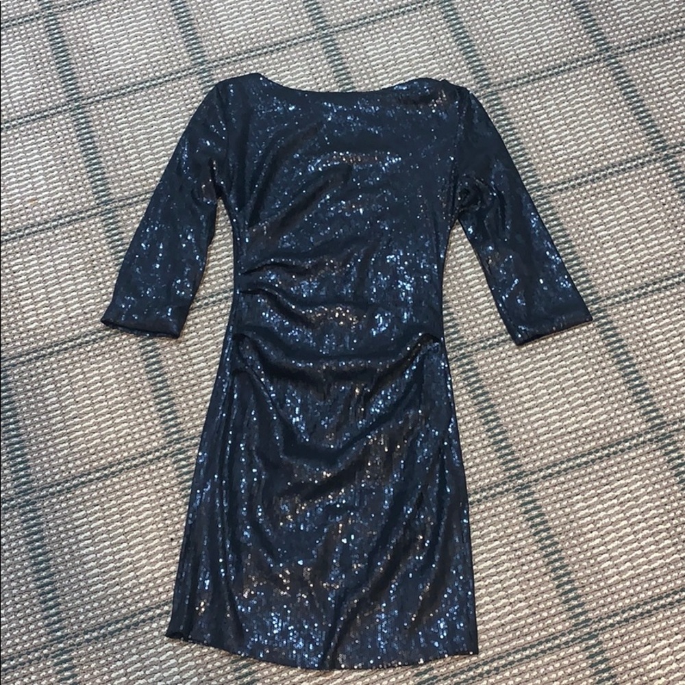 BRAND NEW SIZE SMALL PARKER SEQUIN DRESS